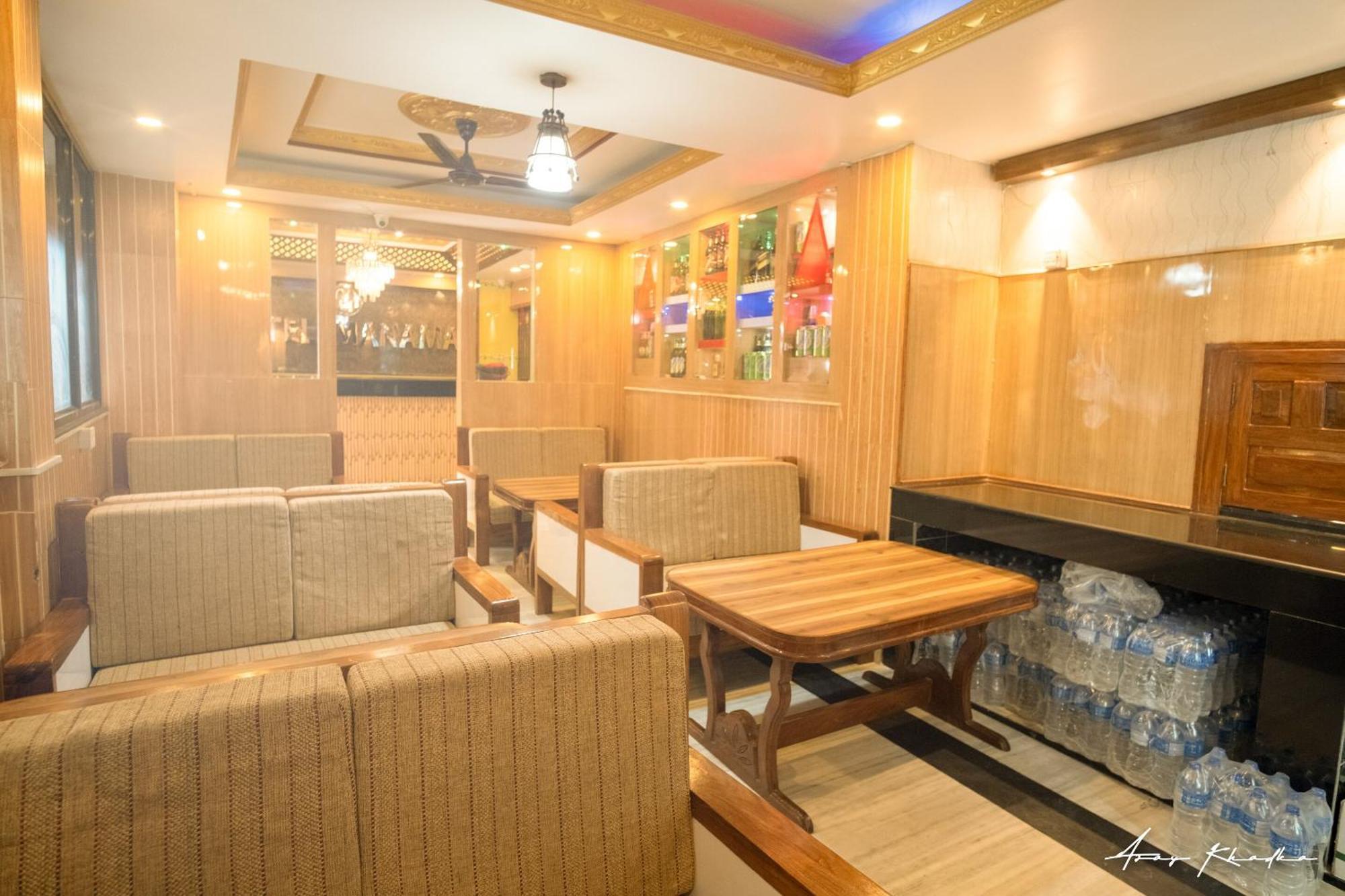 Oyo 304 Hotel Manama Balaju المظهر الخارجي الصورة