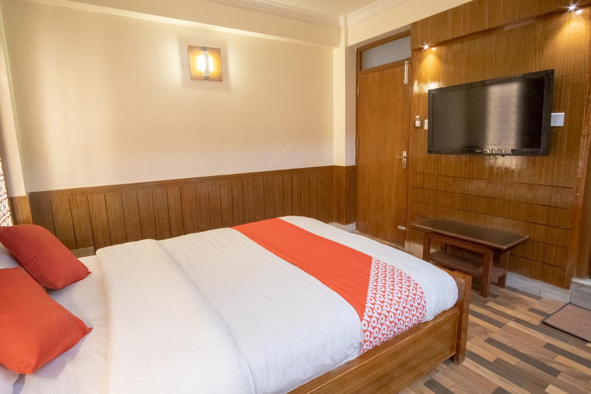 Oyo 304 Hotel Manama Balaju المظهر الخارجي الصورة