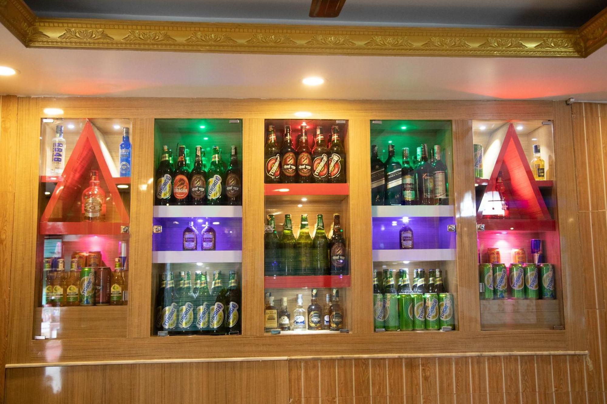 Oyo 304 Hotel Manama Balaju المظهر الخارجي الصورة